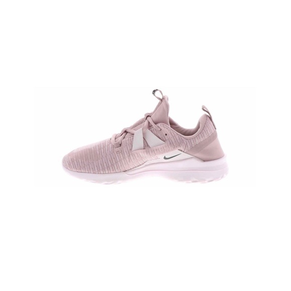 {Women’s} Nike Renew Arena Lace-Up Running Shoes - Picture 5 of 5